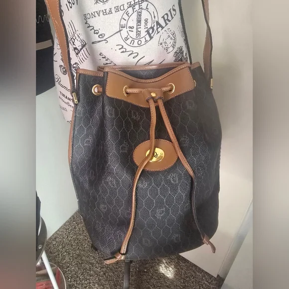 Christian Dior Black & Brown Vintage Honeycomb Crossbody Bucket Bag (EUC)(COA)✨️ - Picture 2 of 10